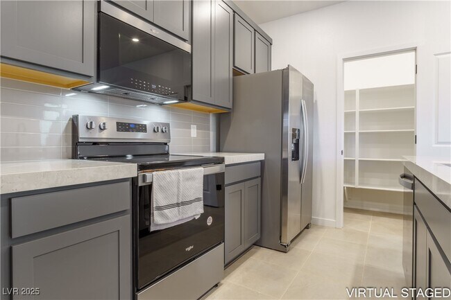 Photo - 188 Vanhoy Ave