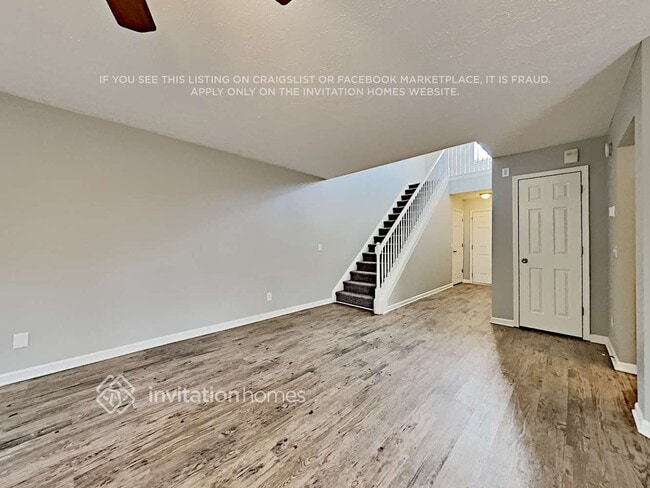Photo - 939 Bramble Way