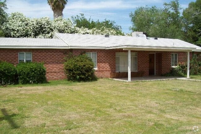 Building Photo - 1320 S Ash Ave Unit Main Rental