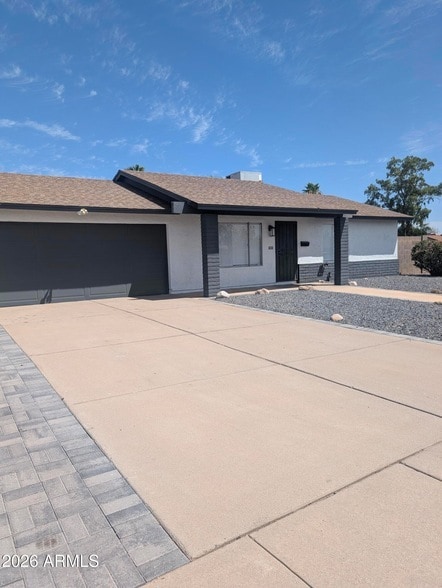 Photo - 1222 W Auburn Dr