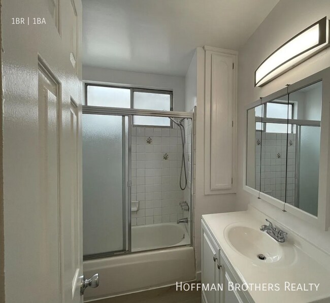 Photo - 5435 Sepulveda Blvd Unidad 14A