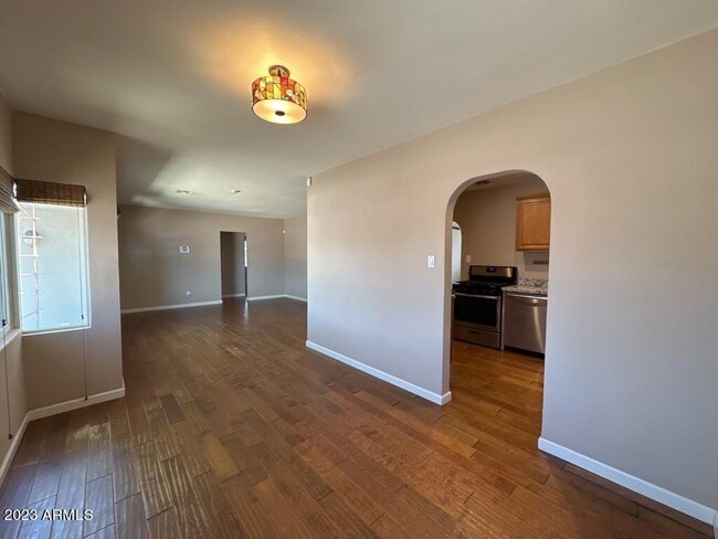 Photo - 1501 E Palm Ln