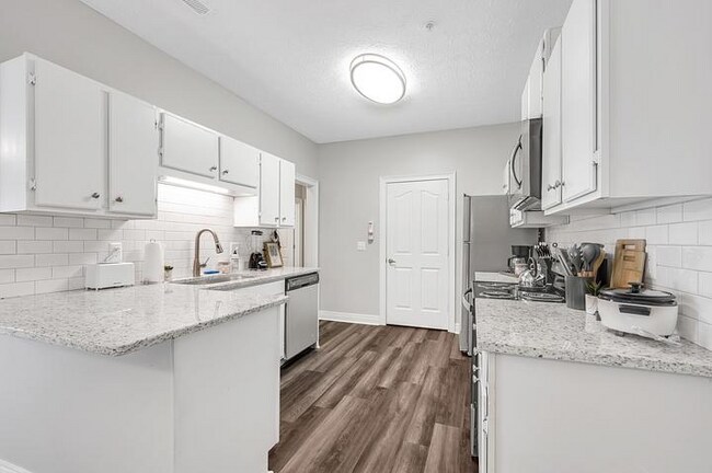 Photo - 244 Kyser Blvd