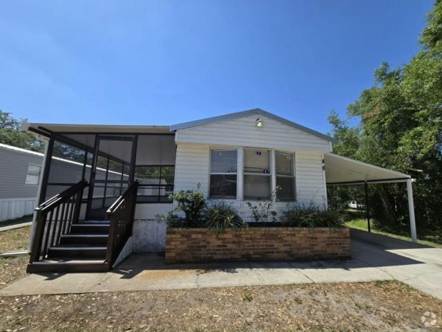 Building Photo - 11211 East Bay Rd Rental