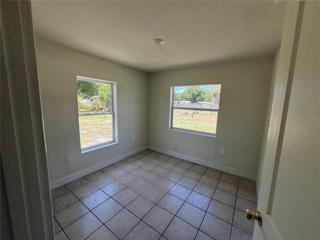 Photo - 213 Herbert St