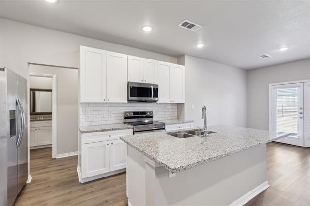 Photo - 820 Brookside Dr