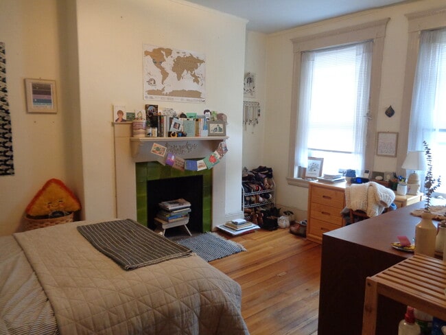 Photo - 14 Parkway Rd Unit 4