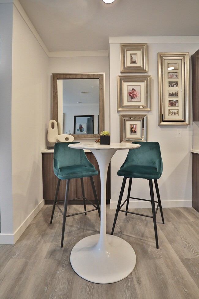 Photo - Vantage at Anderson Towne Center Apartments
