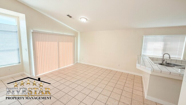 Photo - 7322 Cupio St