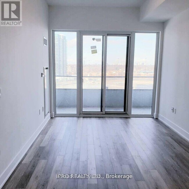 Photo - 30 Shore Breeze Dr Unit 1322