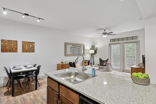 Photo - Waller Creekside