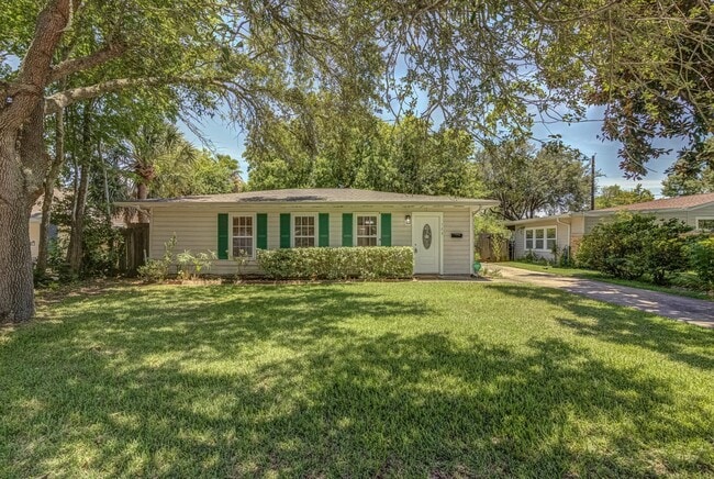 Photo - 123 Marlin Ave