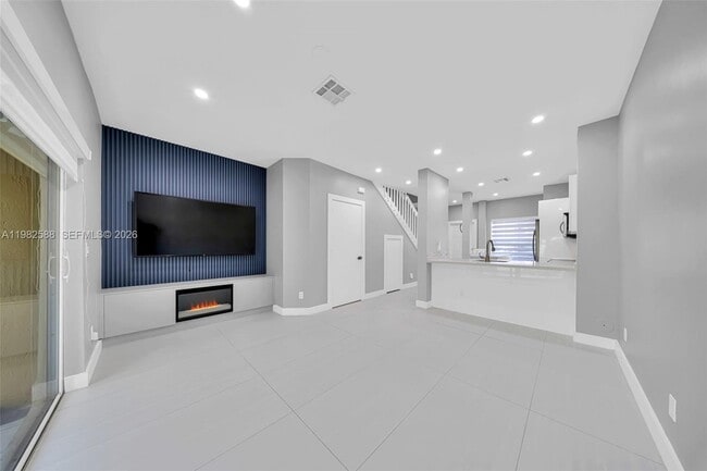 Building Photo - 358 SW 122nd Ave