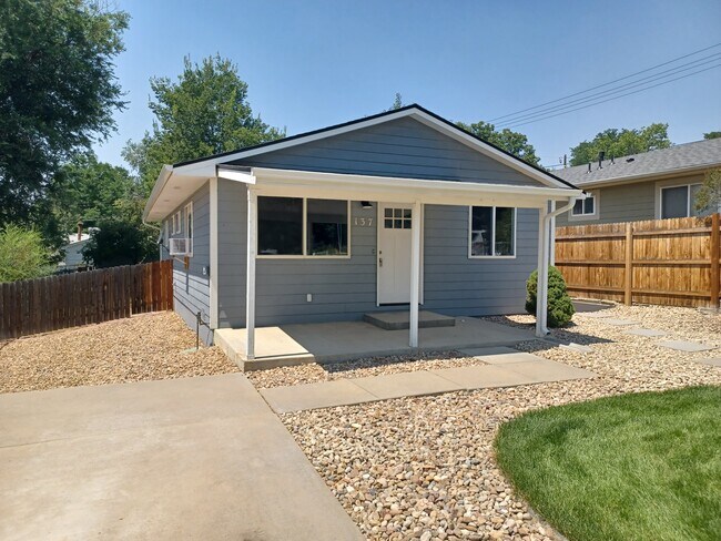 Photo - 137 Bowen St