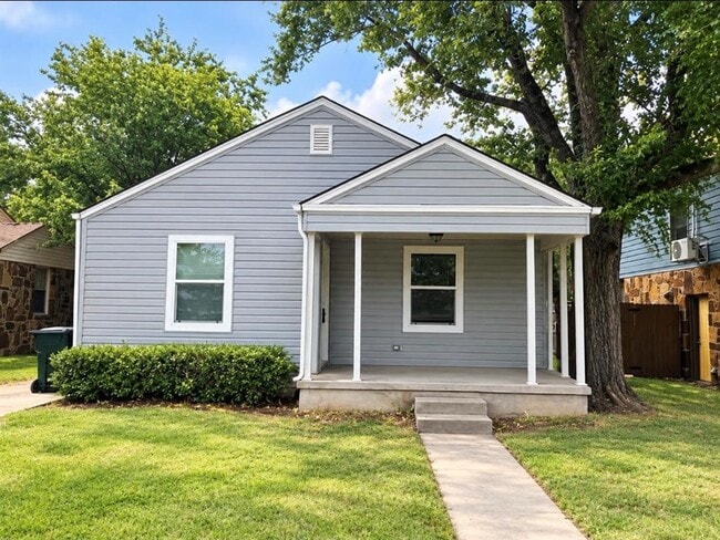 Building Photo - 721 Nebraska St