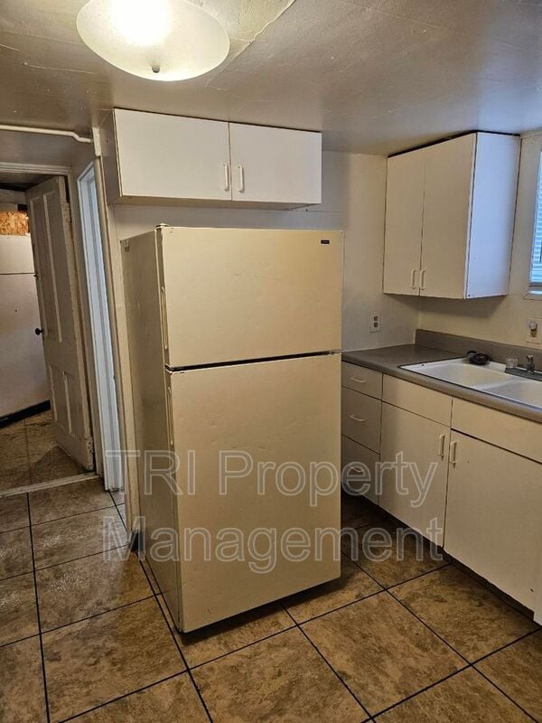 Photo - 925 12th St