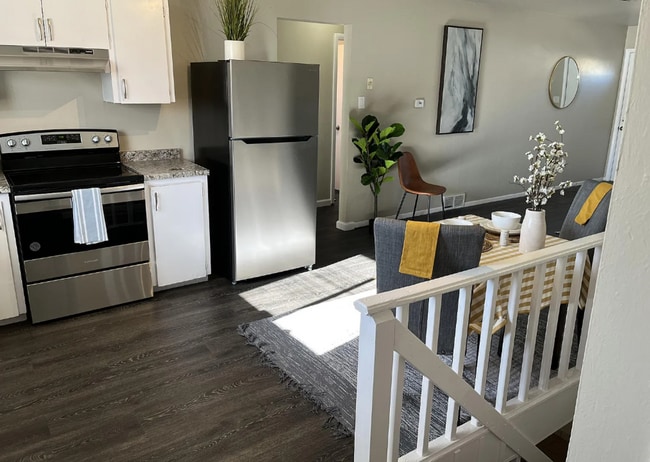 Photo - 1402 E 14th St Apartamento