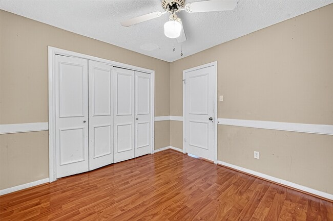 Building Photo - 1535 Beaconshire