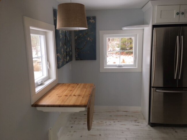 369 Gravelly Hill Rd