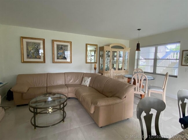 Photo - 321 Durham Cir Unit 321