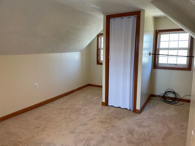 Photo - Quiet Country Living - 2BR / 2BA