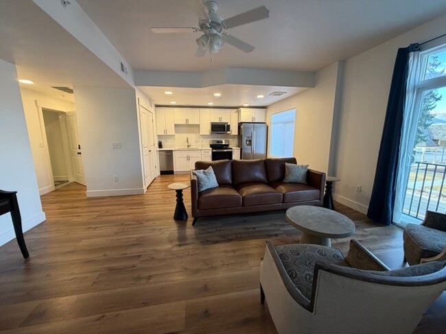 Photo - 98 E Center St Unit 307