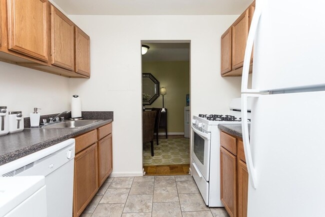 Strathmore House Apartments