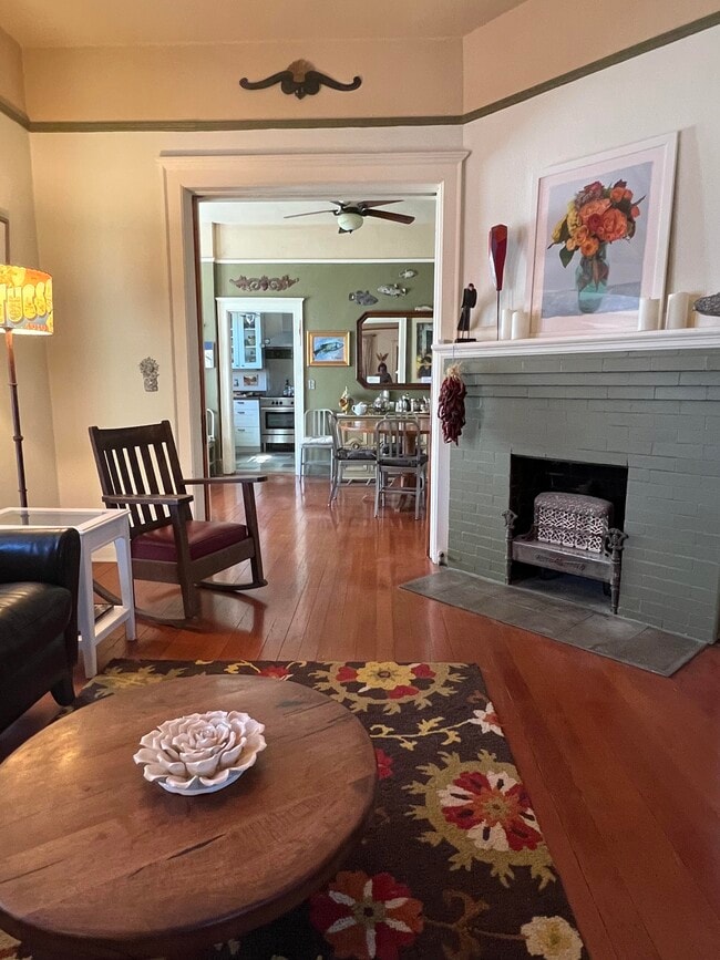 Photo - 901 N 3rd Ave