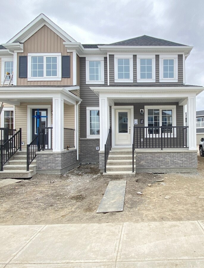 Photo - 305 Windbury Rd