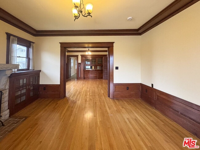 Photo - 1123 Marion Ave