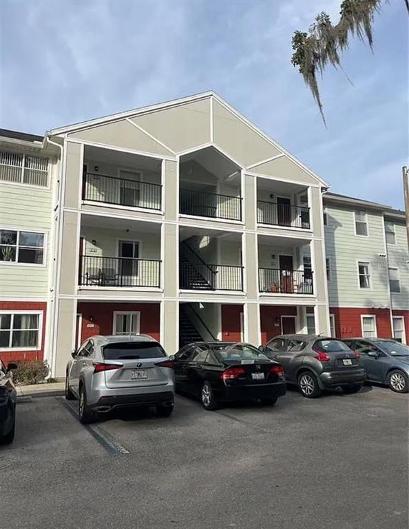 Building Photo - 2360 SW Archer Rd Unit 602