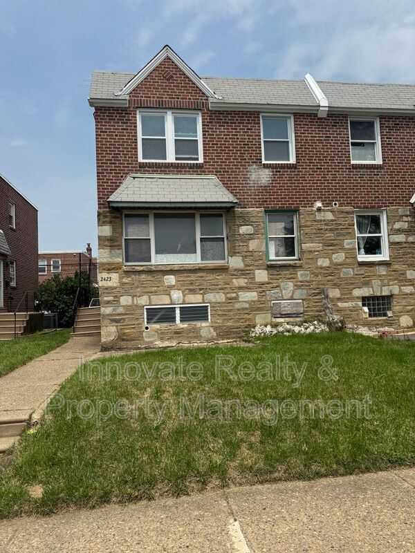 Photo - 2423 Bleigh St