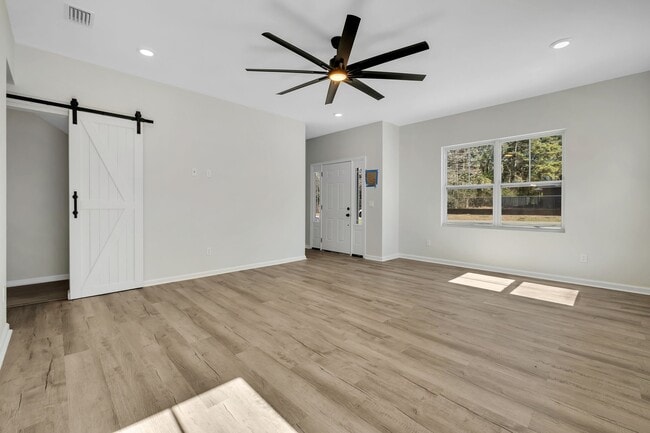 Photo - 2022 Trimble Rd Unit 1