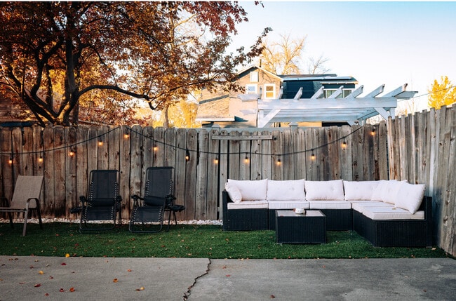 Photo - 155 Wentworth Ave Unit A