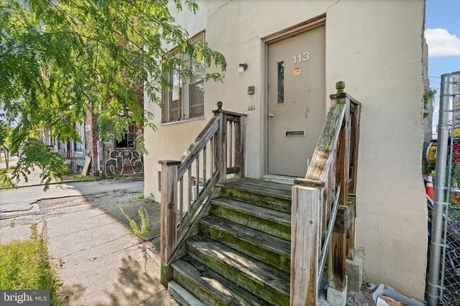 Photo - 113 W 22nd St