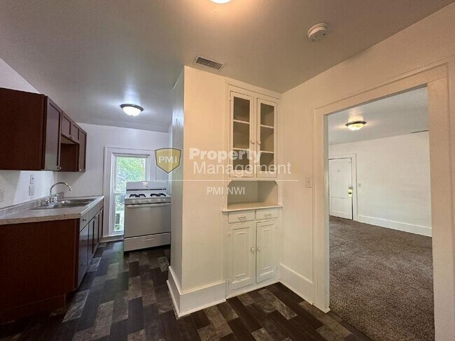 Photo - 602 Indiana Ave Unit 2E