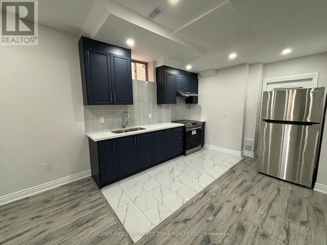 Photo - 61 Hawtrey Rd