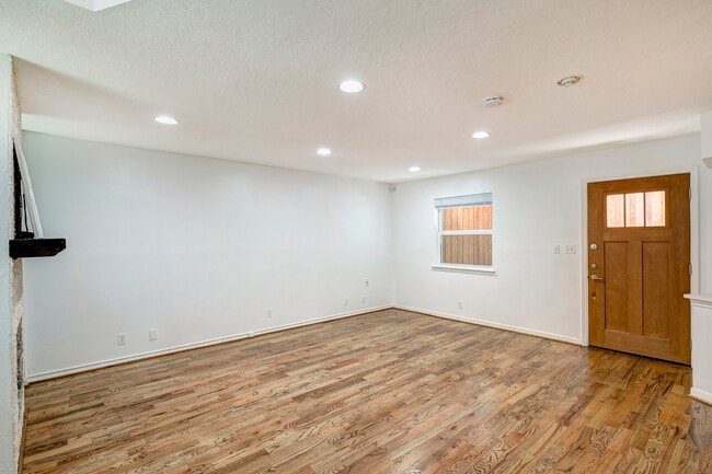 Photo - 1020 Heights Blvd