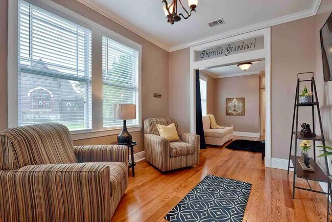 Photo - 1927 Iberville St