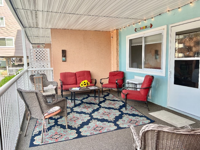 Photo - 17 139th St Unidad 106