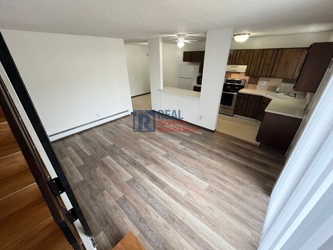 Photo - 1704 E 17th St