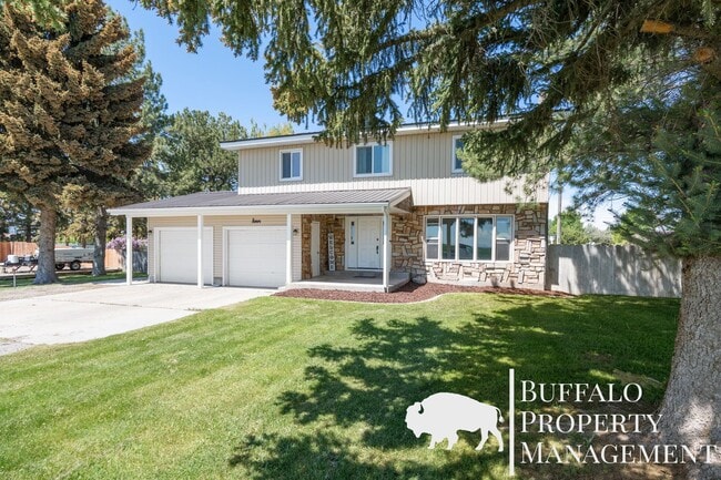 Photo - Charming Country Home on 2 Acres | 5 Bed | 3 Bath | Blackfoot, ID