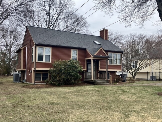 Photo - 89 Meadow St