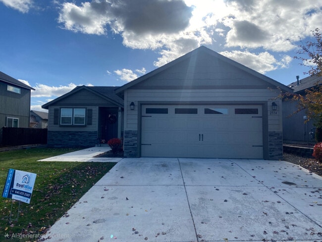 Building Photo - 2534 NW Hemlock Wy