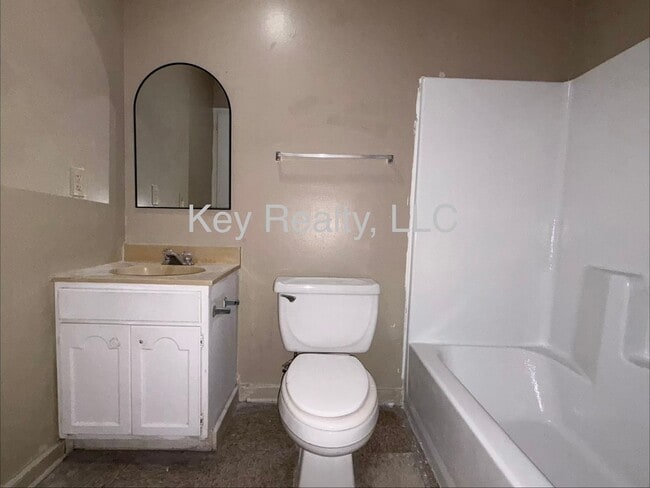 Photo - ****413 - B Hickory St. - Pineville