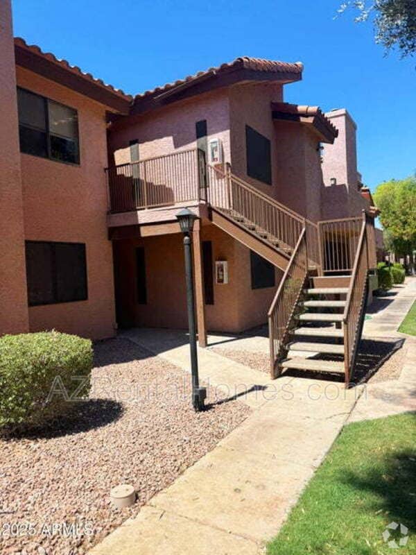 Building Photo - 1075 E Chandler Blvd Unit #220 Rental