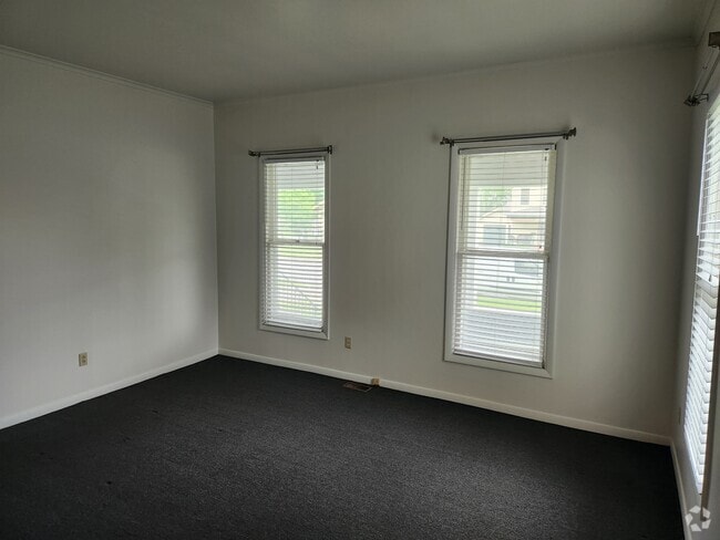 Building Photo - 319 N Hamilton St Unit 102 Rental