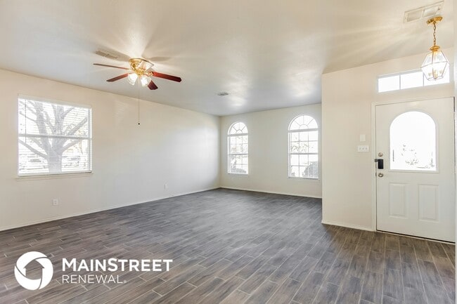 Photo - 1300 White Dove Ln