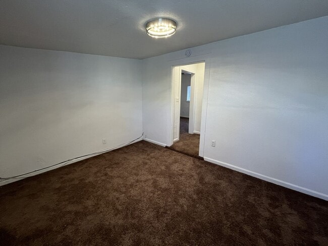 Photo - 3333 Belden St Unit B