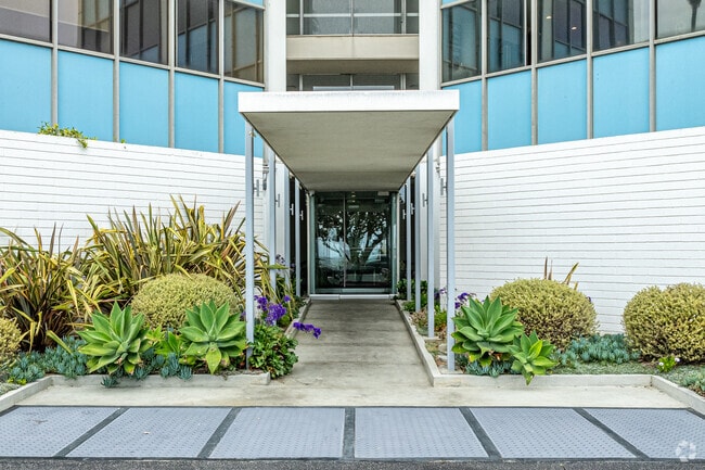 Photo - Galaxy Towers